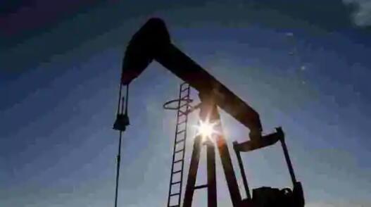 原油涨跌互见 随着炼油厂重启美国原油价格触及2019年以来最高水平