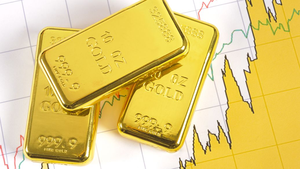 黄金和白银交易小幅走低 导致进入欧盟开放