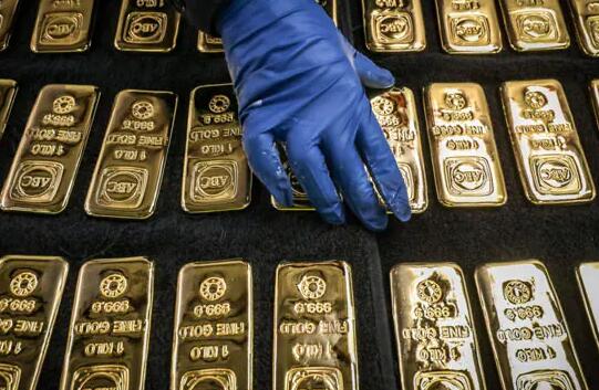 黄金交易低位 专家称买入价为48000卢比