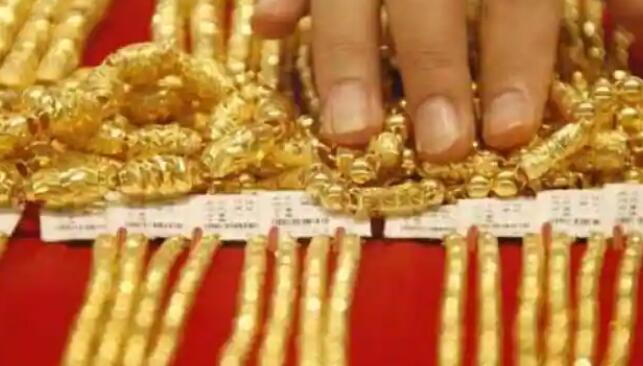 专家表示逢低买入黄金 买入价为48660卢比止损48400卢比