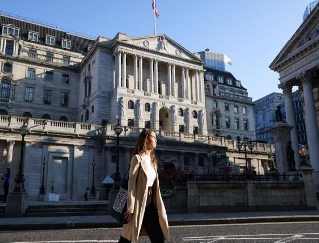 英格兰银行表示未来两年将适度收紧