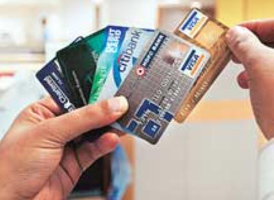 自去年12月以来 ICICI银行获得了超过130万张信用卡