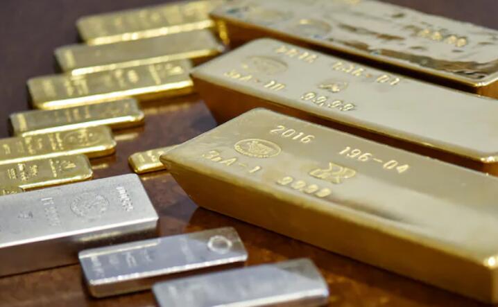黄金价格徘徊在每10克47000卢比附近 白银每公斤下降70卢比