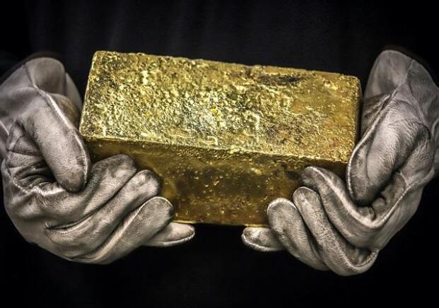 今天的黄金价格是每10克49280卢比 白银价格不变为6.56万卢比/公斤